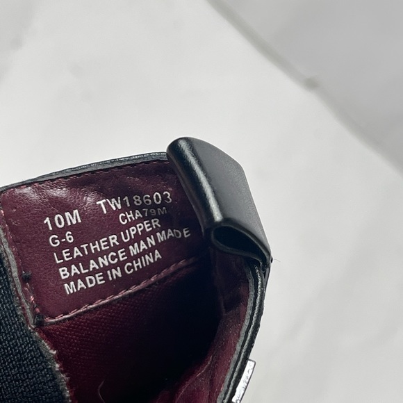 Tommy Hilfiger Square Toe Block Heel Leather Black Short Leather Boots Size 10M - Picture 12 of 13